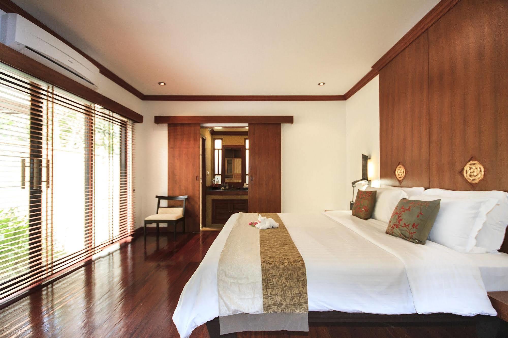 Pao Jin Poon Beach Front Villa Koh Samui Esterno foto