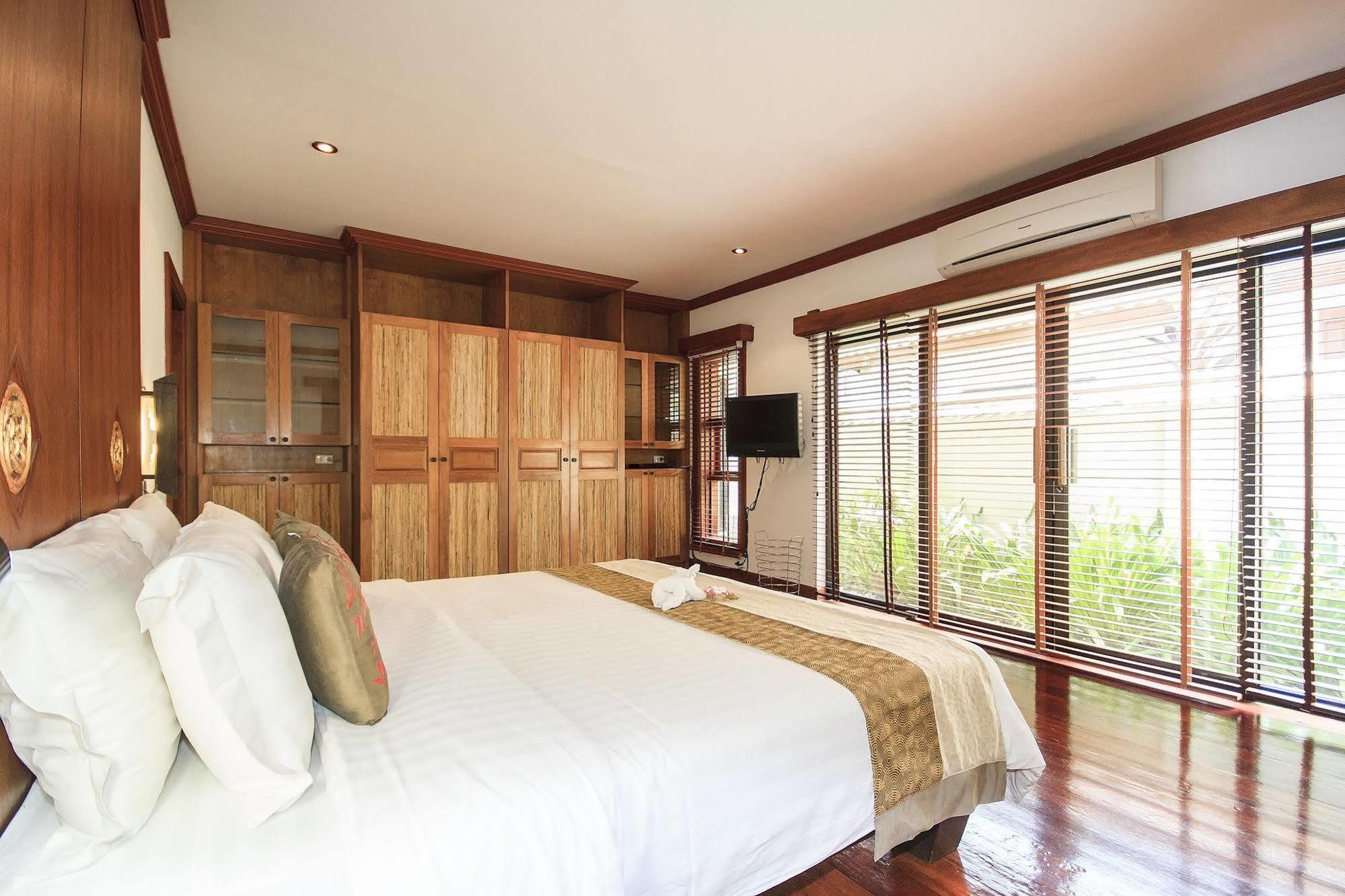 Pao Jin Poon Beach Front Villa Koh Samui Esterno foto